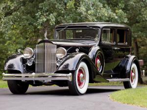 1934 Packard Super Eight Club Sedan